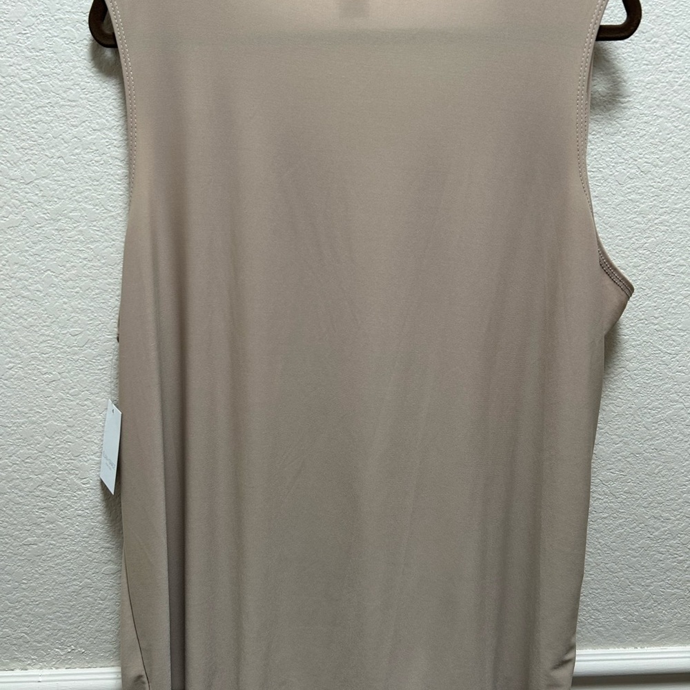 Elan and Grace NWT sz3x v neck ruffle front sleeveless top - Picture 5 of 5